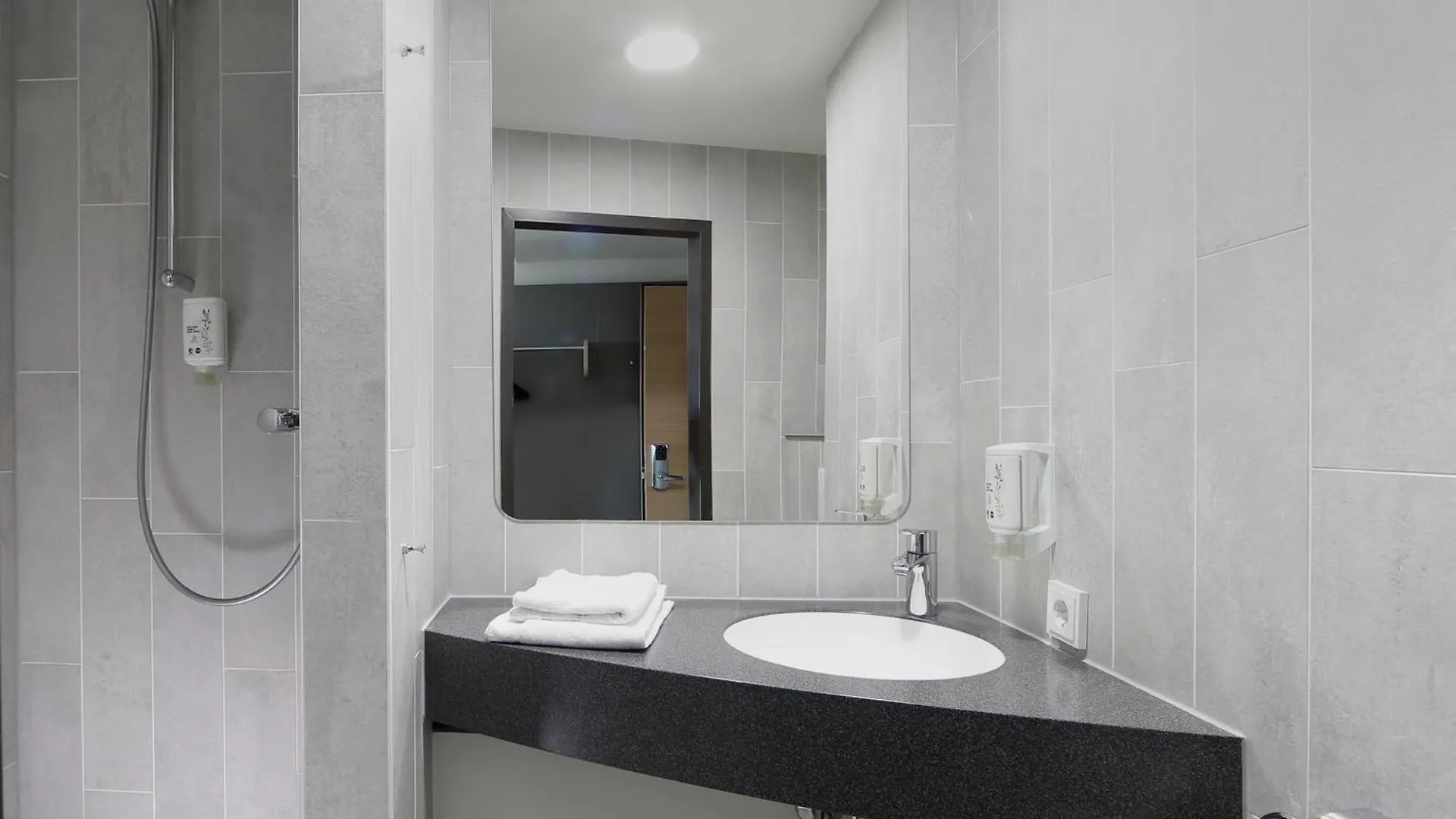 ***  B&B Hotel Berlin-Airport Schönefeld Deutschland