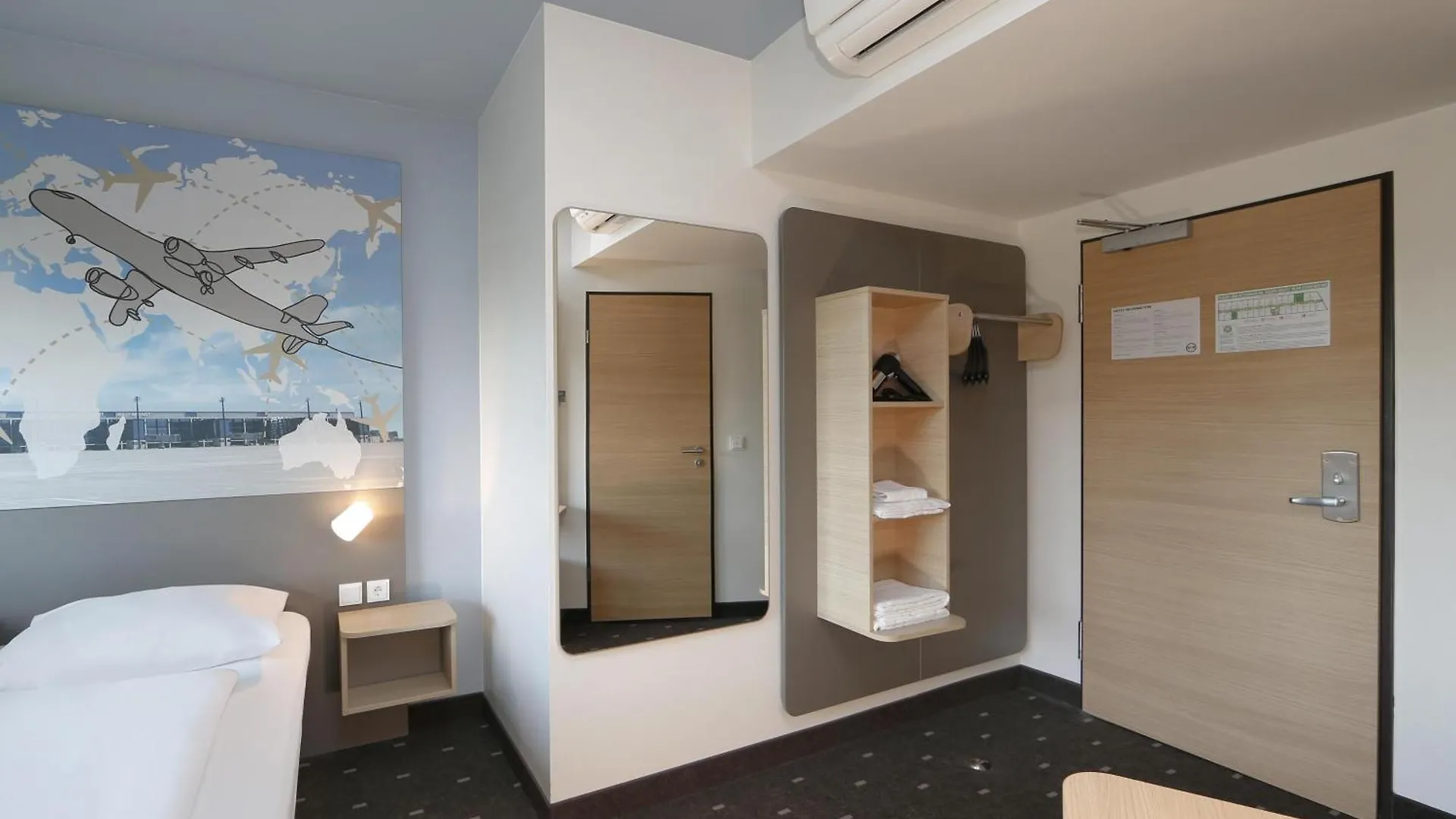 B&B Hotel Berlin-Airport Schönefeld 3*,